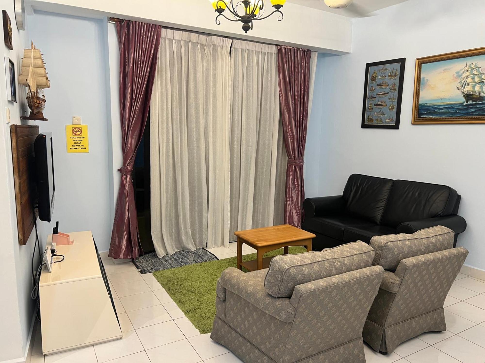 Sevenseas Marina Crescent Apartment *